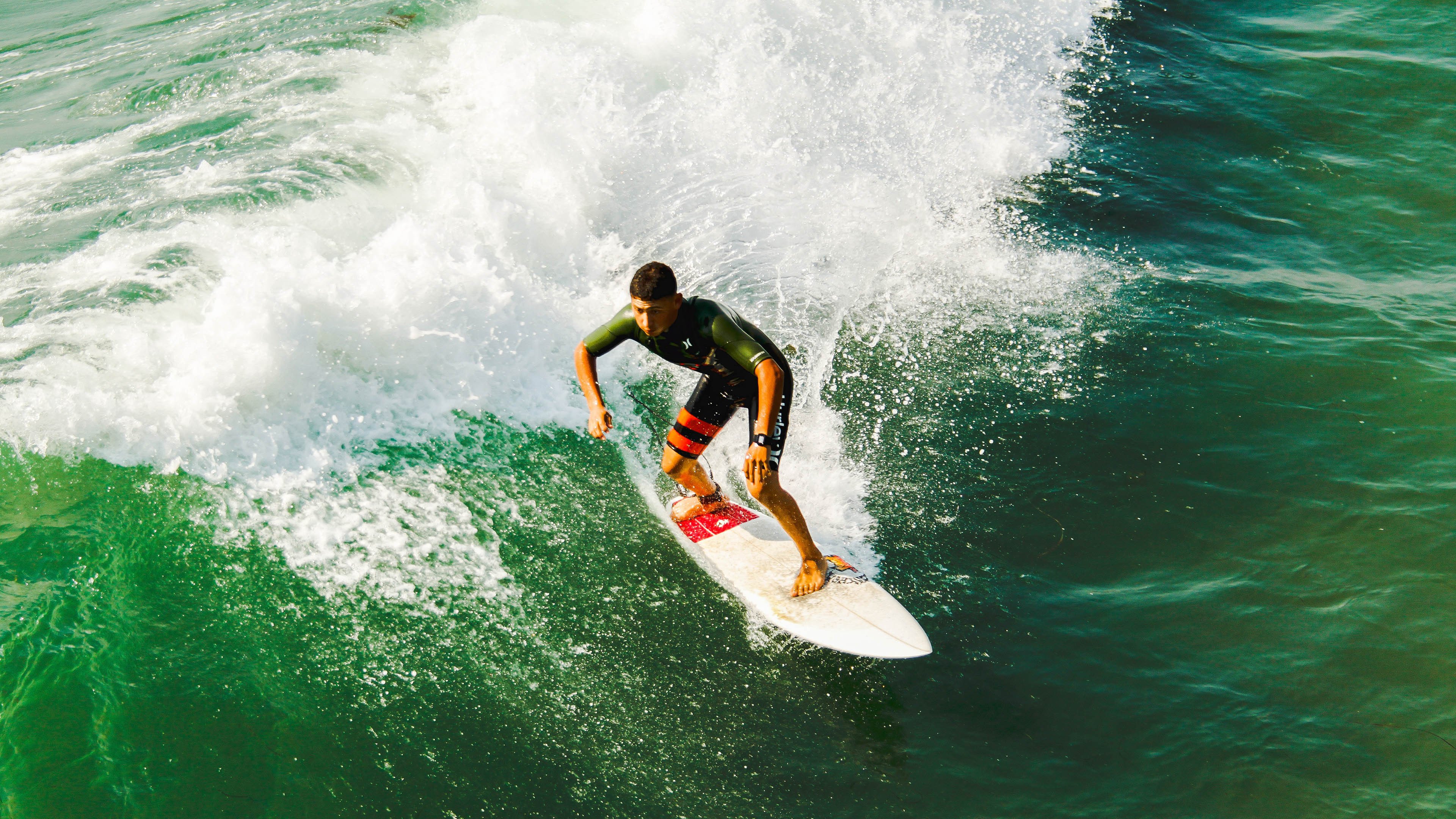 开云体育-美加墨世界杯焦点战，尼日利亚用非洲节奏击溃里昂铁壁，足球世界版图再震动  第2张